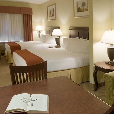 Holiday Inn Express Hotel & Suites Lucedale By Ihg Cameră foto
