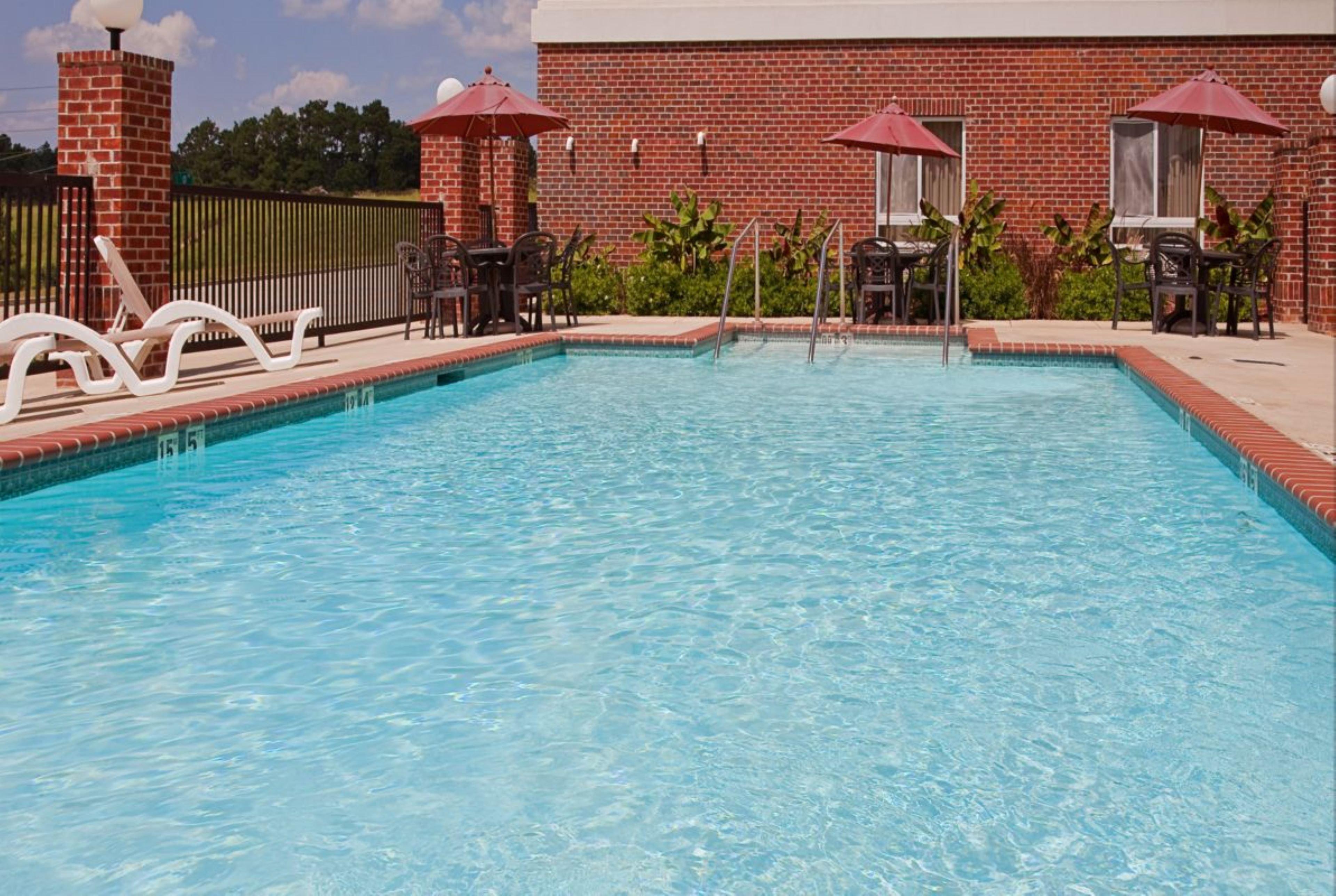 Holiday Inn Express Hotel & Suites Lucedale By Ihg Exterior foto